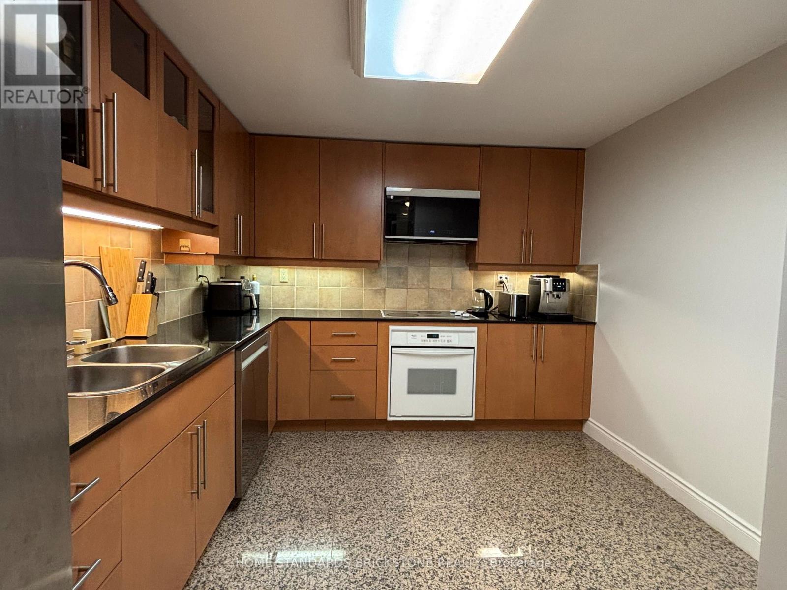 202 - 9 Greenbriar Road, Toronto, Ontario  M2K 1H4 - Photo 14 - C13475660