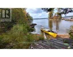 860 MAZINAW LAKE, Addington Highlands, Ontario