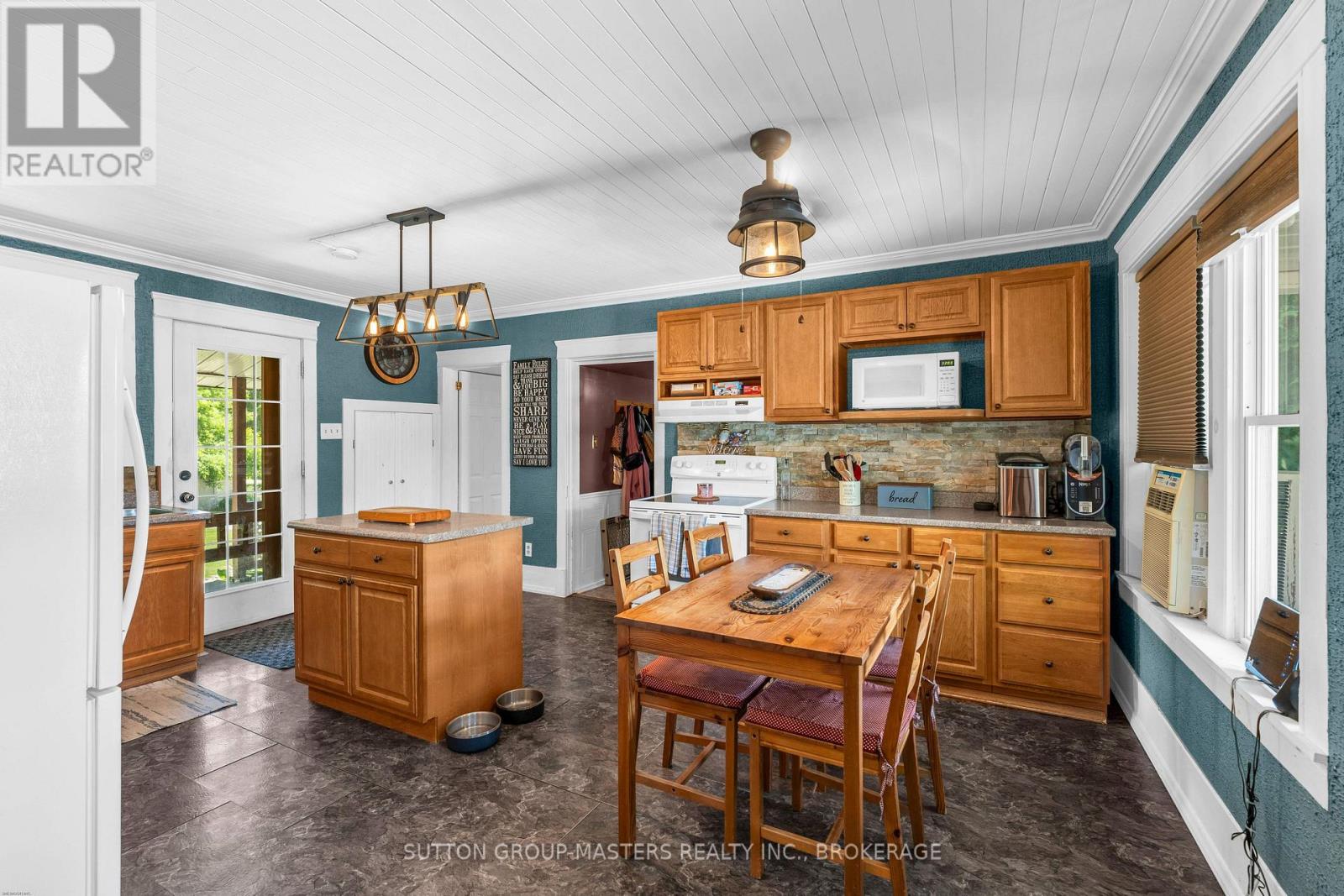 1572 Lake Road, Stone Mills, Ontario  K0K 1Z0 - Photo 7 - X13473106