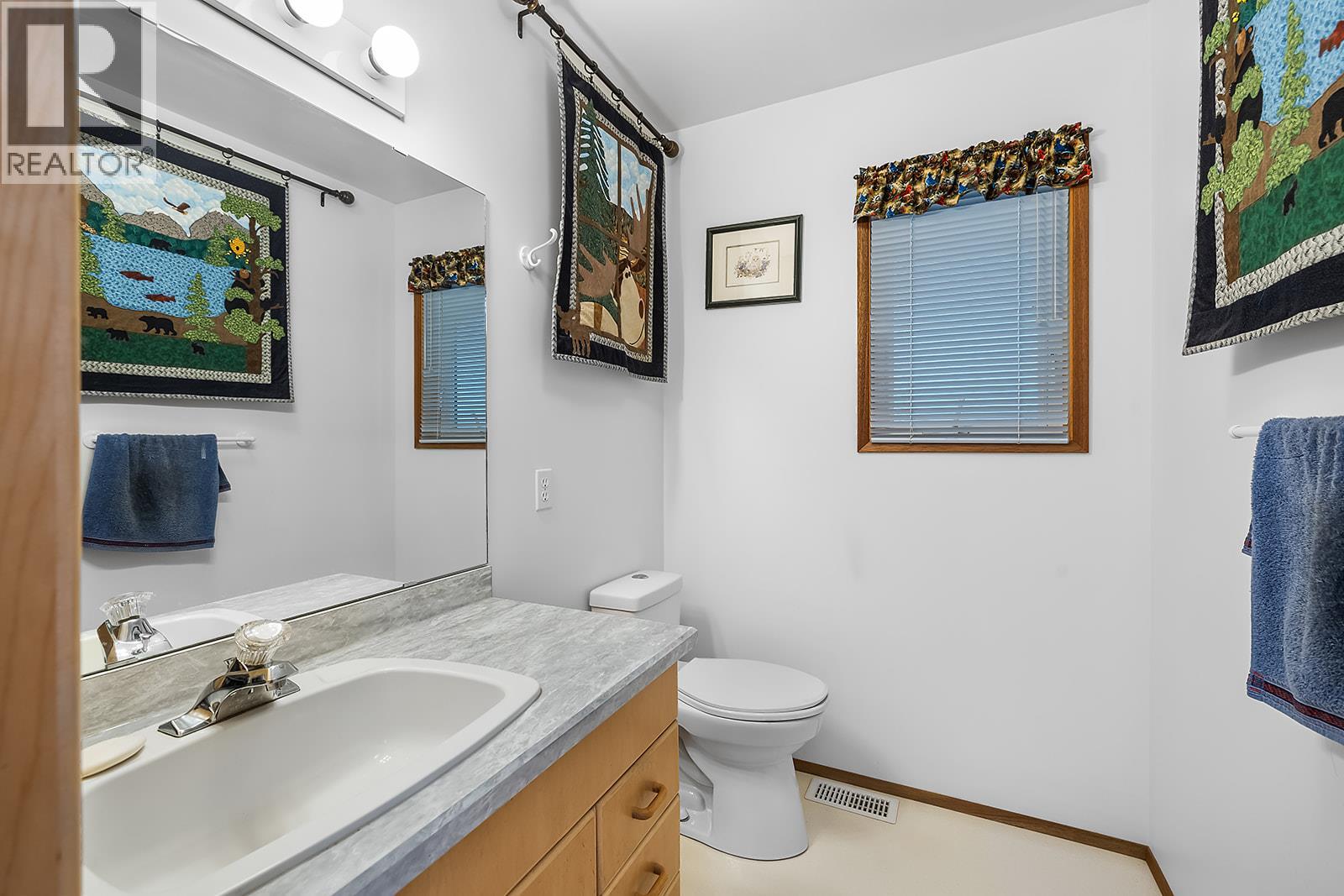 1305 Hilton Place, Creston, British Columbia  V0B 1G6 - Photo 21 - 10392010