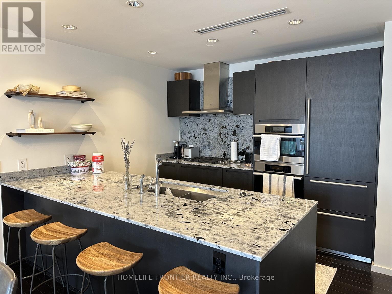 3004 - 180 University Avenue, Toronto, Ontario  M5H 0A3 - Photo 5 - C13475814