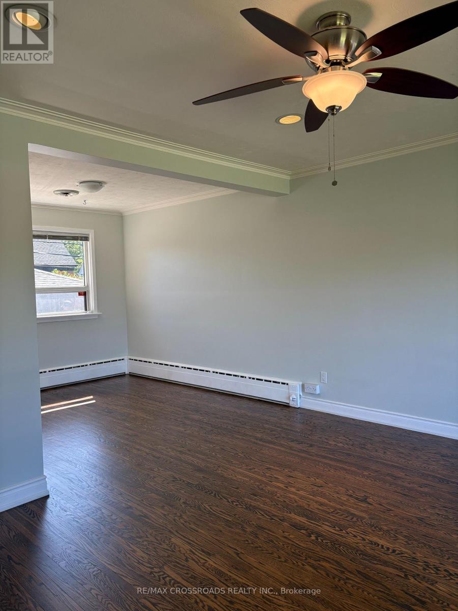 31 Robertsfield Crescent, Toronto, Ontario  M1R 2X1 - Photo 3 - E13420544