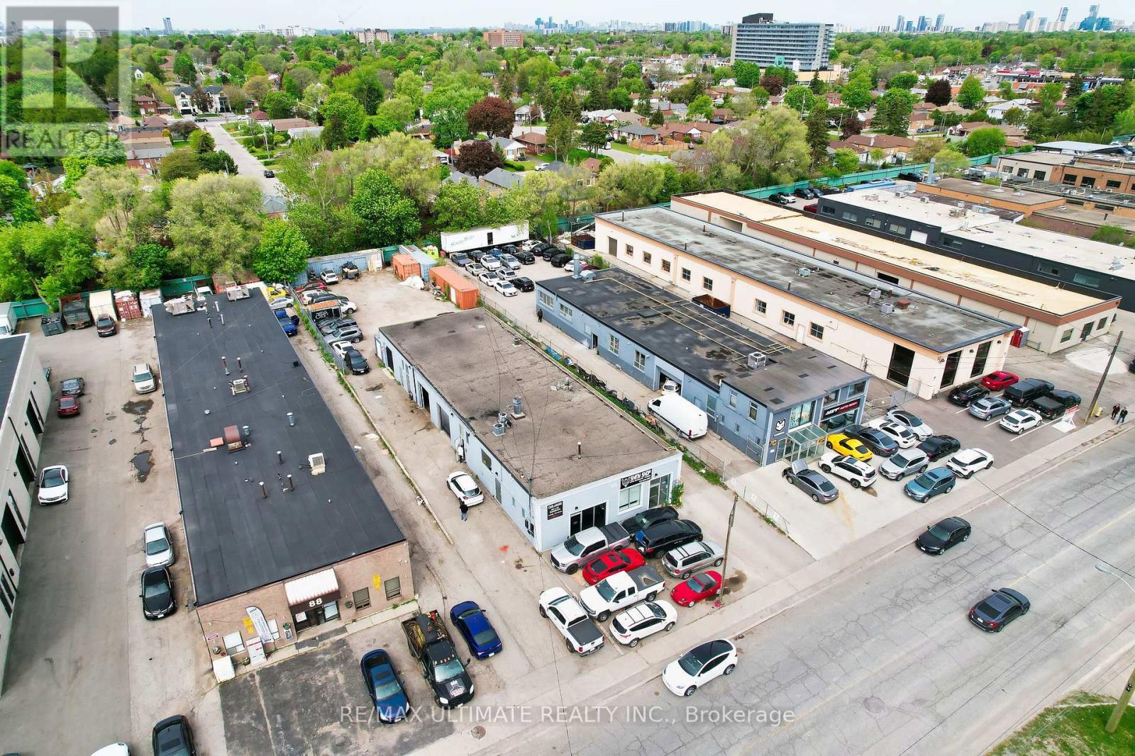 90 Crockford Boulevard, Toronto, Ontario M1R 3C3 - Photo 2 - E13472942
