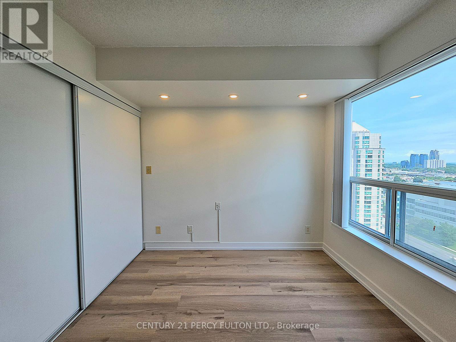 2108 - 36 Lee Centre Drive, Toronto, Ontario M1H 3K2 - Photo 13 - E13465862