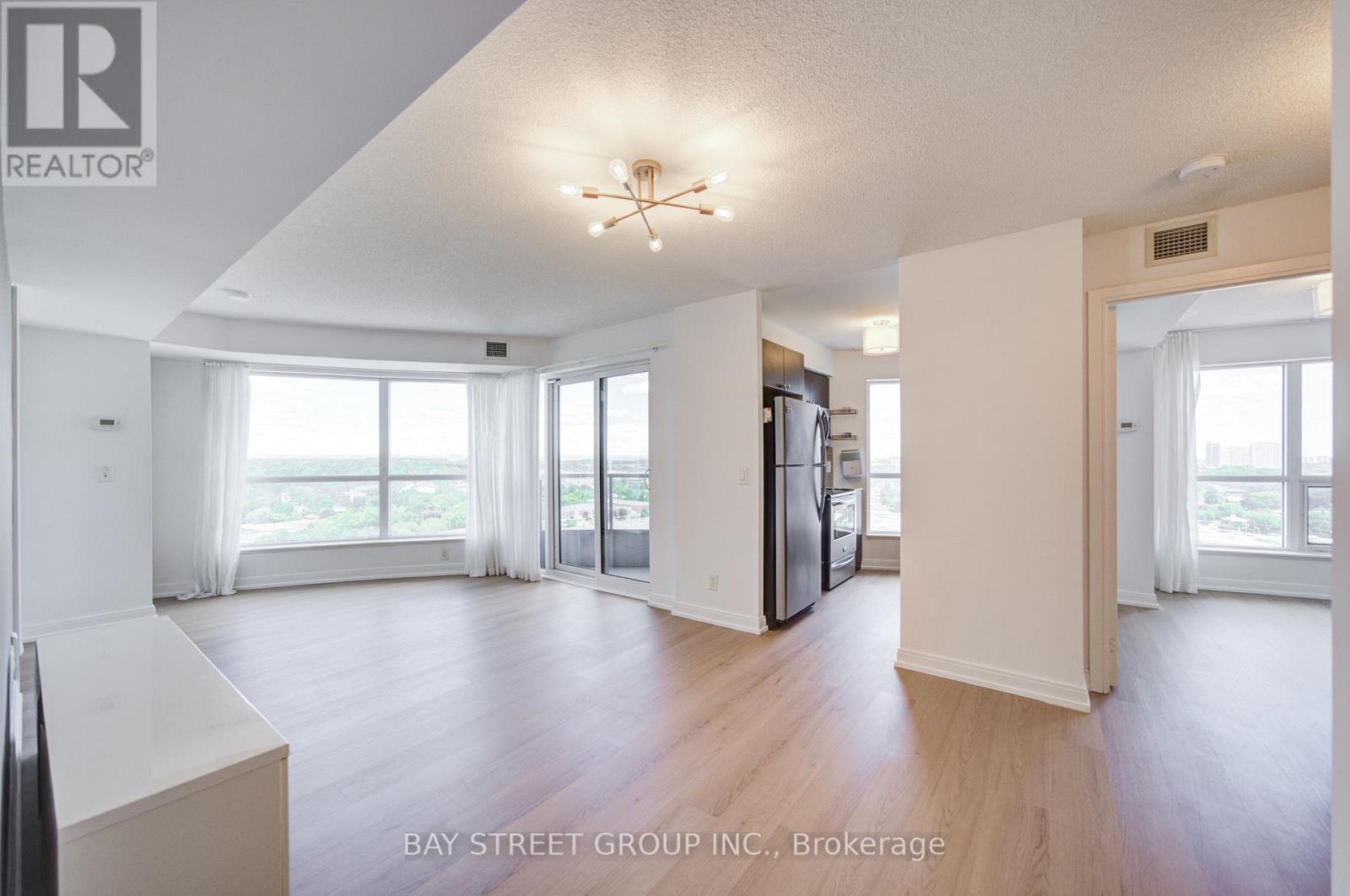 1908 - 151 Village Green Square, Toronto, Ontario M1S 0K5 - Photo 1 - E13472924