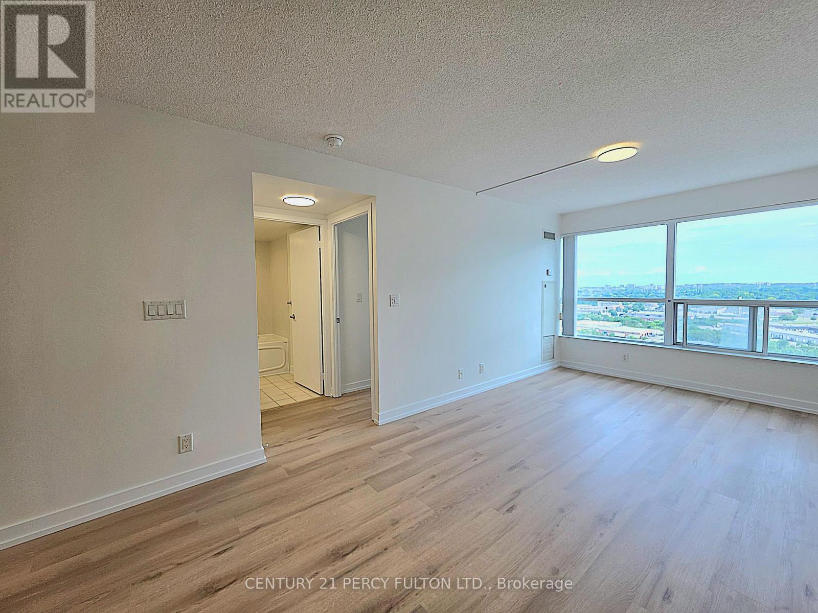 2108 - 36 Lee Centre Drive, Toronto, Ontario M1H 3K2 - Photo 6 - E13465862