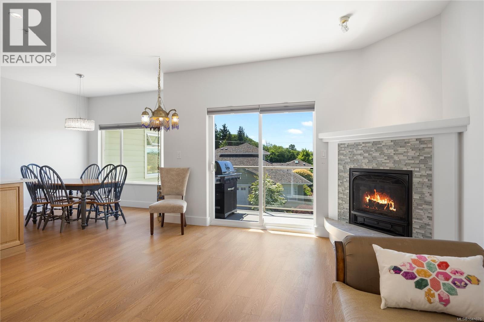 22 126 Hallowell Rd, View Royal, British Columbia  V9A 7K2 - Photo 3 - 1041076