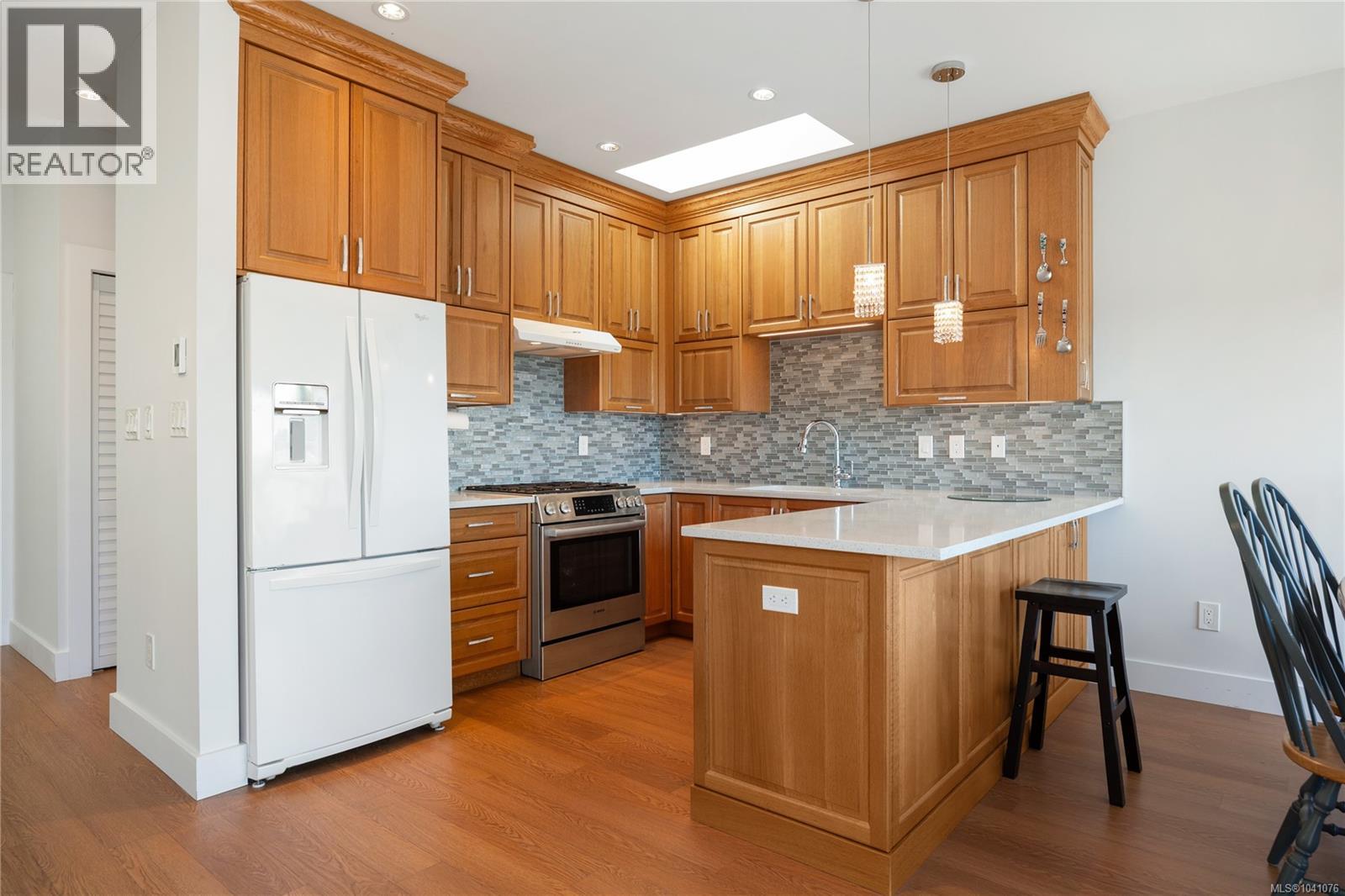 22 126 Hallowell Rd, View Royal, British Columbia  V9A 7K2 - Photo 6 - 1041076