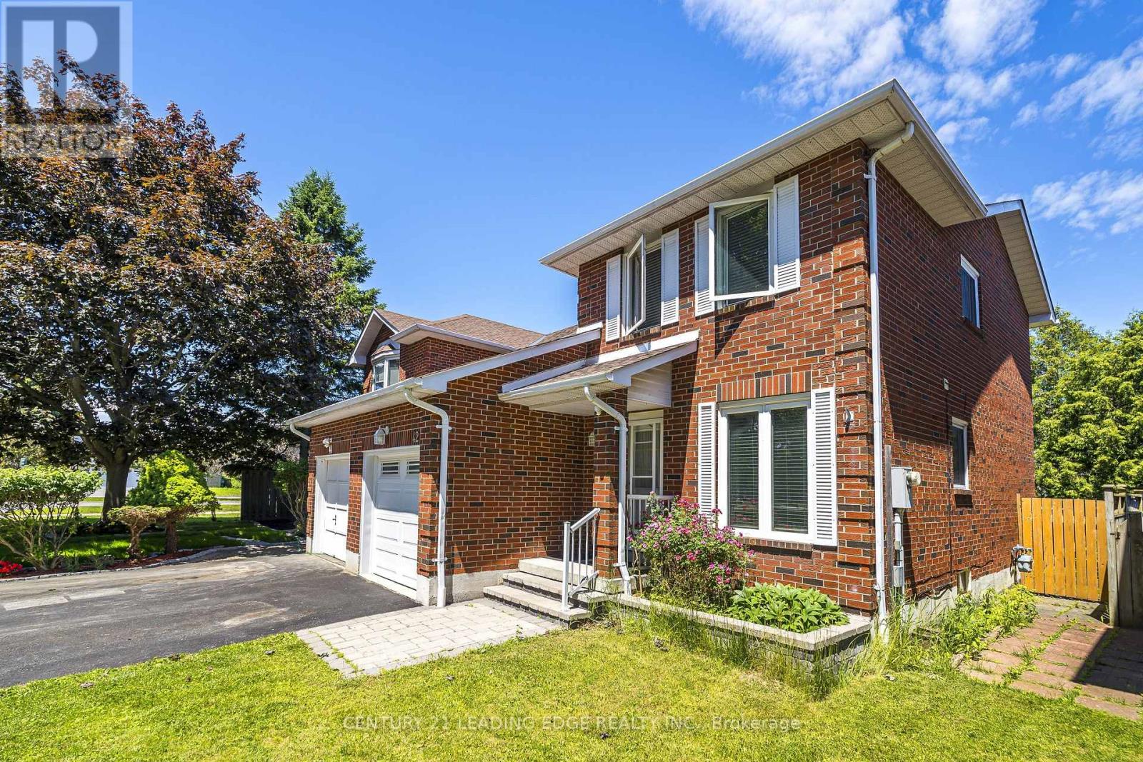 42 Hewitt Crescent, Ajax, Ontario  L1S 7A4 - Photo 4 - E13473360