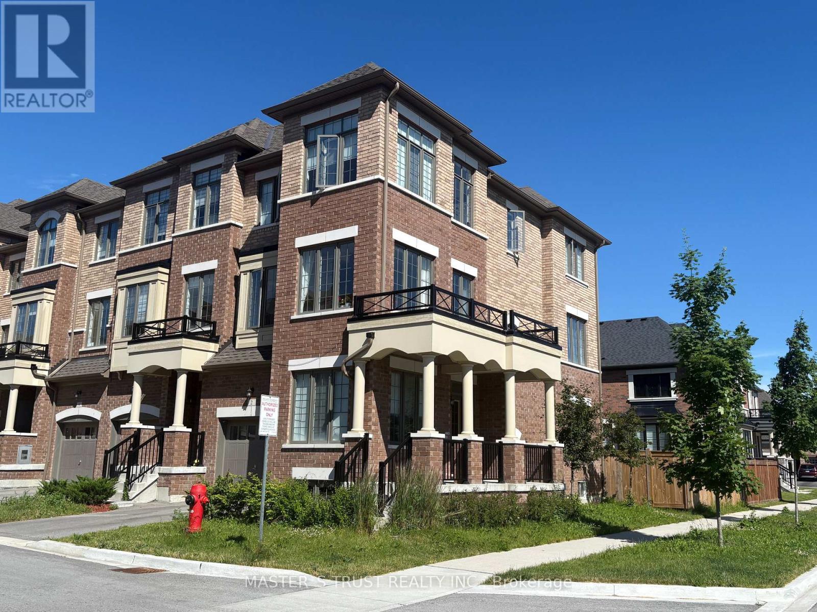 2 Hallmark Way, Whitby, Ontario L1P 0K2 - Photo 1 - E13472846
