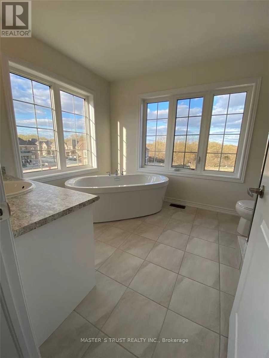 2 Hallmark Way, Whitby, Ontario L1P 0K2 - Photo 10 - E13472846