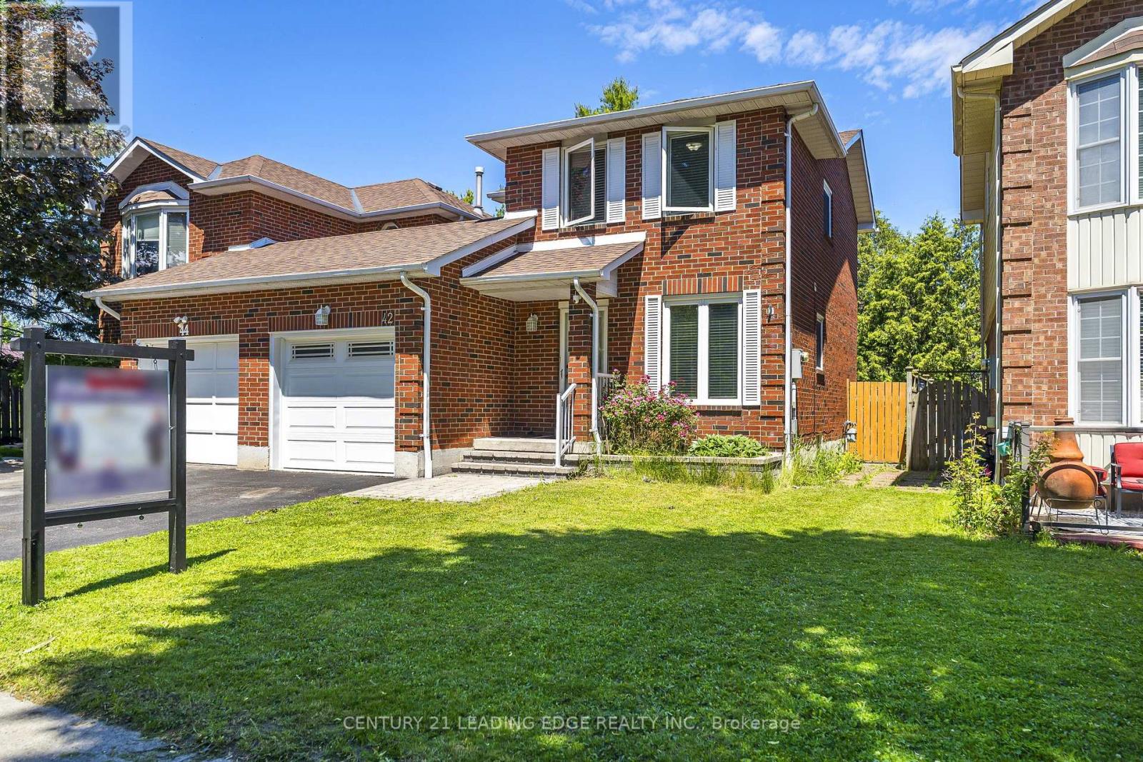 42 Hewitt Crescent, Ajax, Ontario  L1S 7A4 - Photo 3 - E13473360