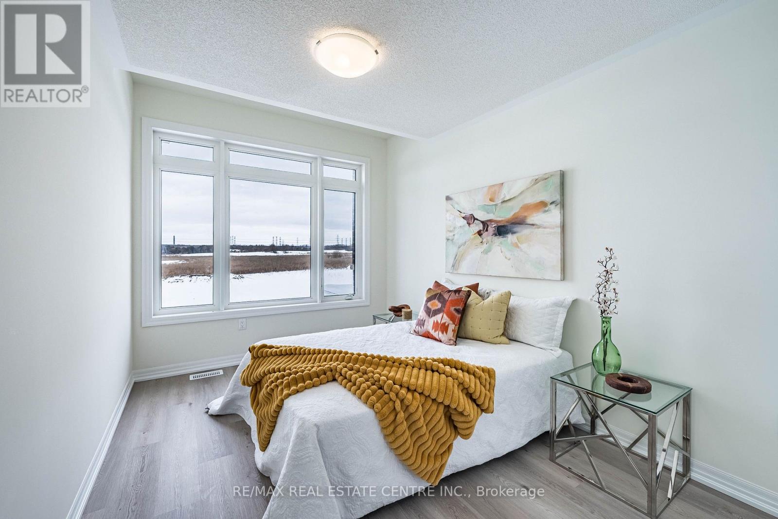 553 Ted Marks Drive, Oshawa, Ontario L1L 0X3 - Photo 19 - E13473448