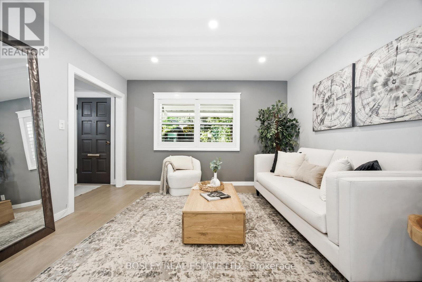 117 Oakcrest Avenue, Toronto, Ontario  M4C 1B4 - Photo 6 - E13473408