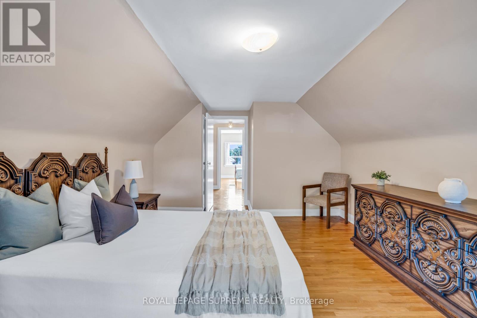 102 Binswood Avenue, Toronto, Ontario  M4C 3N9 - Photo 31 - E13473524