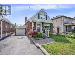 102 BINSWOOD AVENUE, Toronto, Ontario