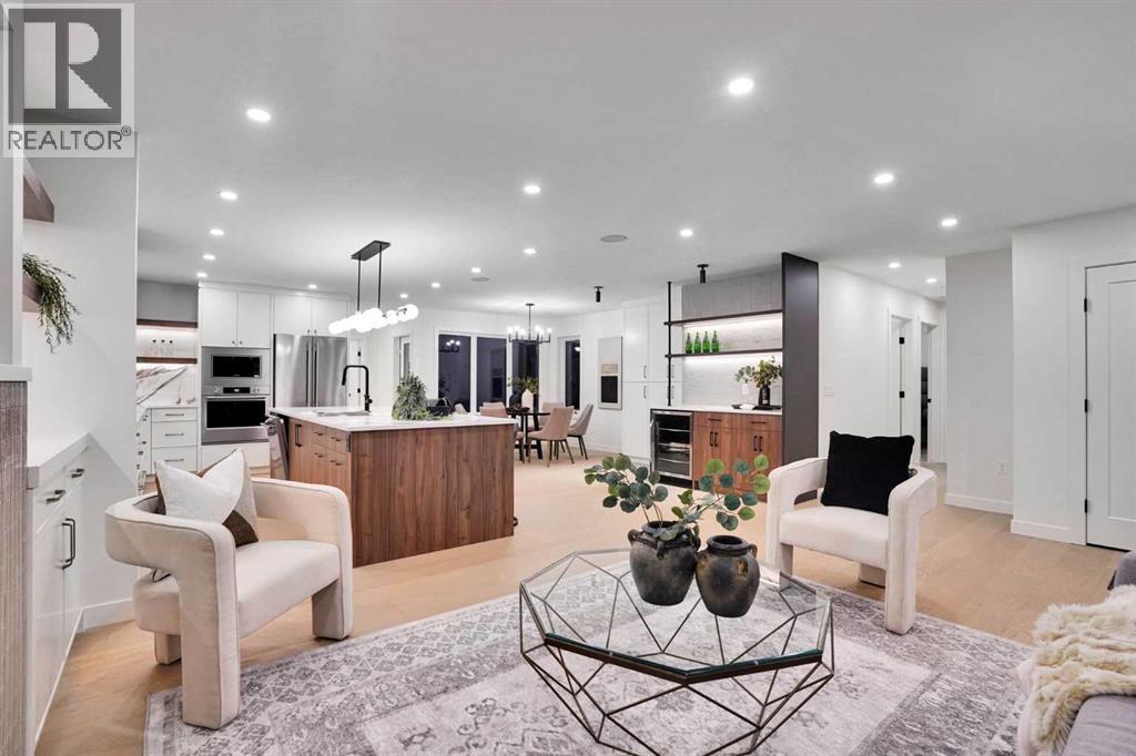 14 Gladeview Crescent SW, Calgary, Alberta  T3E 4X8 - Photo 4 - A2321317