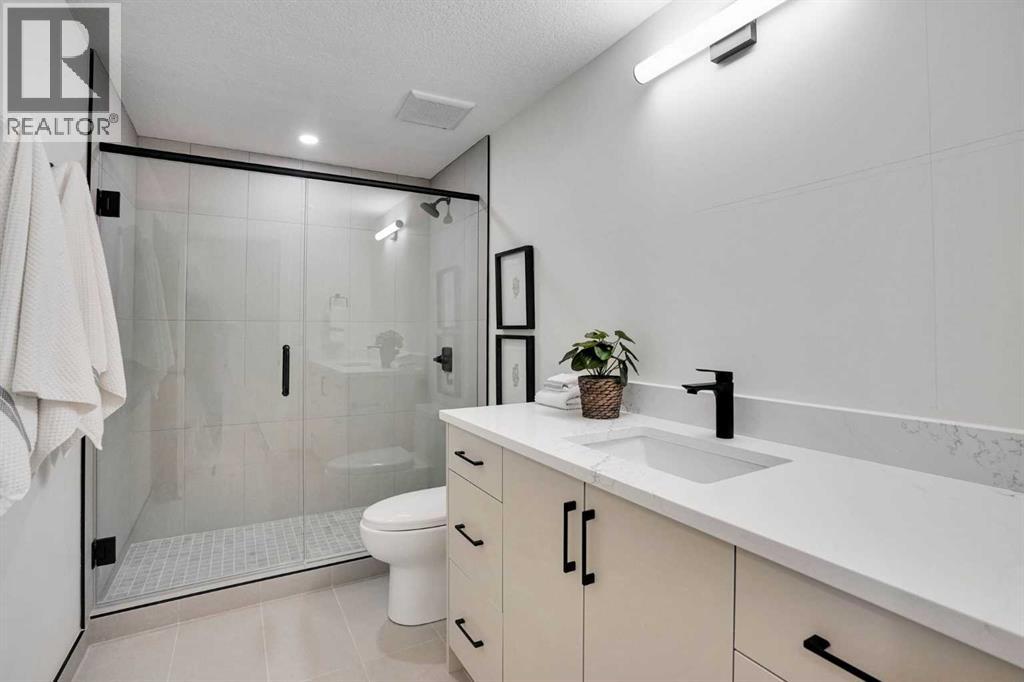 14 Gladeview Crescent SW, Calgary, Alberta  T3E 4X8 - Photo 32 - A2321317