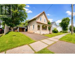 652 MOFFAT STREET, Pembroke, Ontario