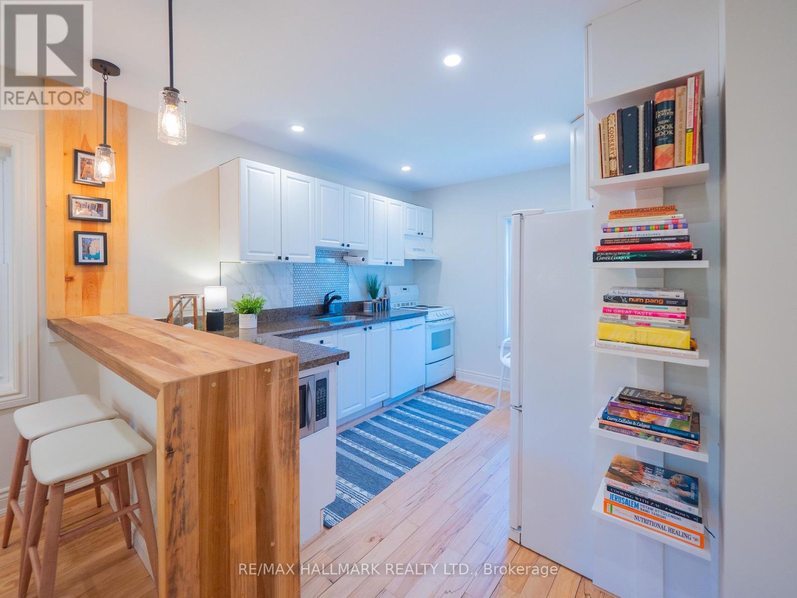 215 Fulton Avenue, Toronto, Ontario M4K 1Y4 - Photo 23 - E13473568