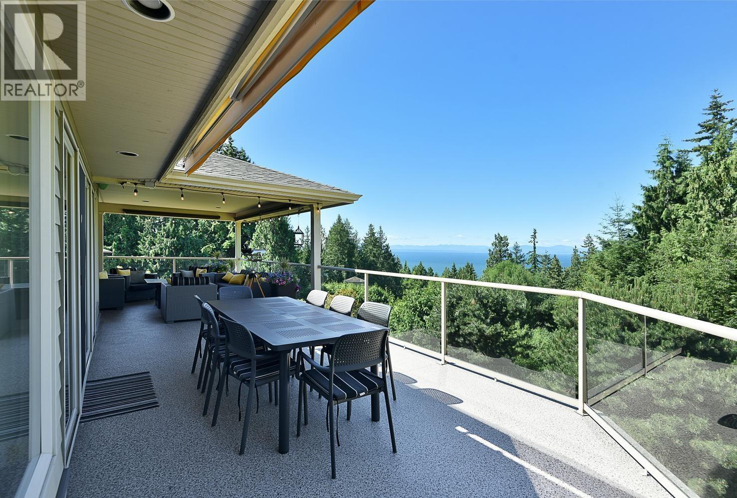 377 Harry Road, Gibsons, British Columbia V0N 1V5 - Photo 13 - R3138450