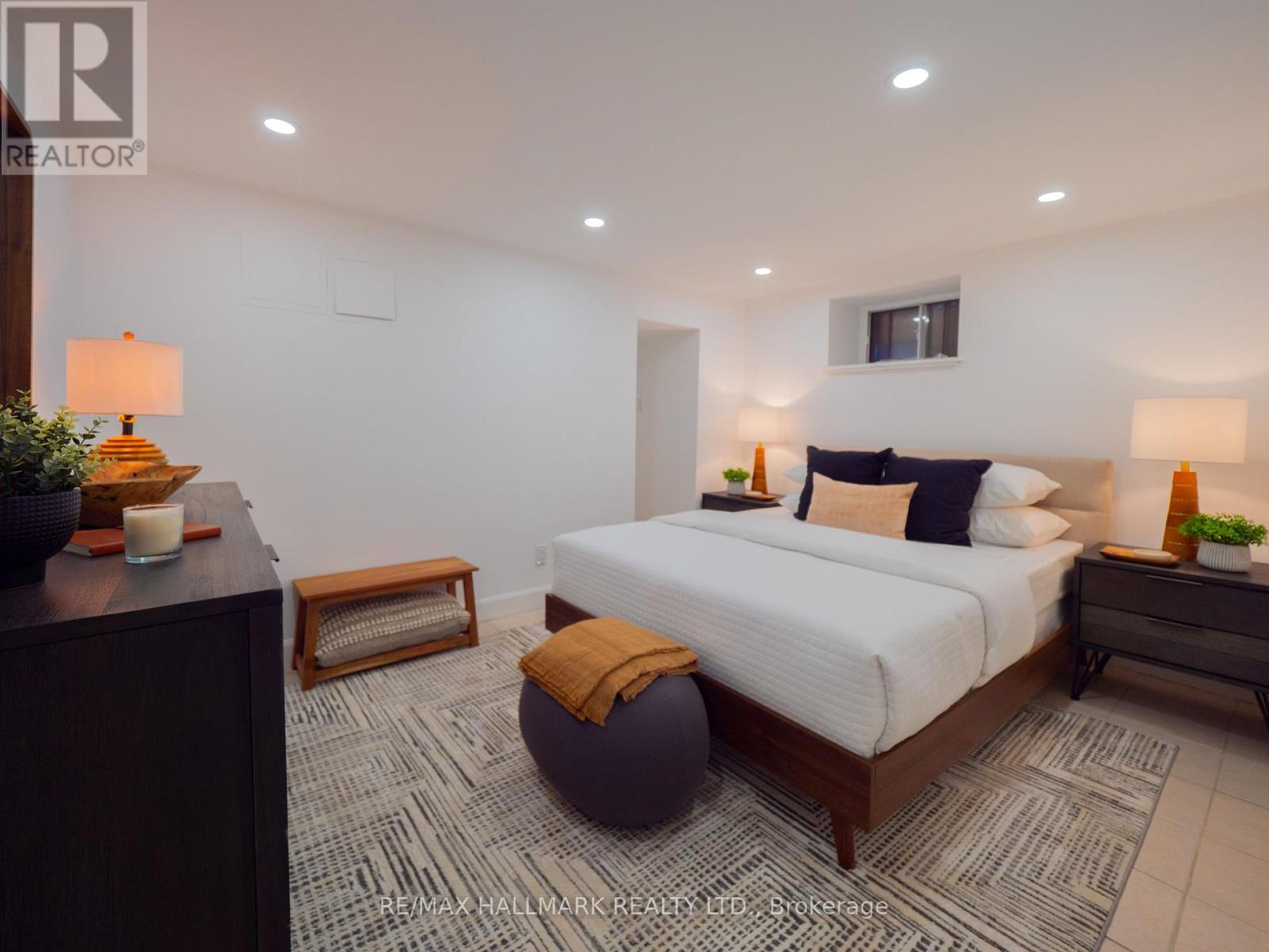 215 Fulton Avenue, Toronto, Ontario M4K 1Y4 - Photo 44 - E13473568