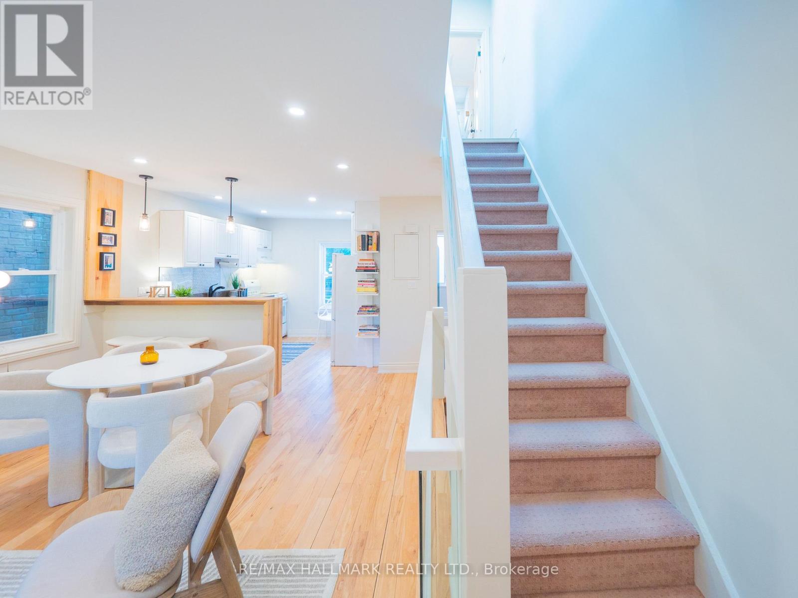 215 Fulton Avenue, Toronto, Ontario M4K 1Y4 - Photo 32 - E13473568
