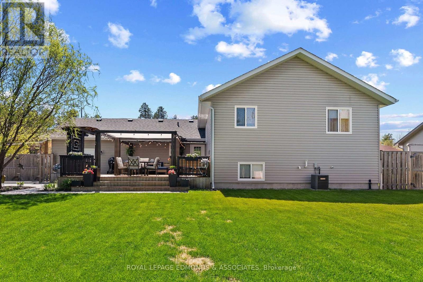 51 Bedard Boulevard, Petawawa, Ontario K8H 0B7 - Photo 42 - X13473640