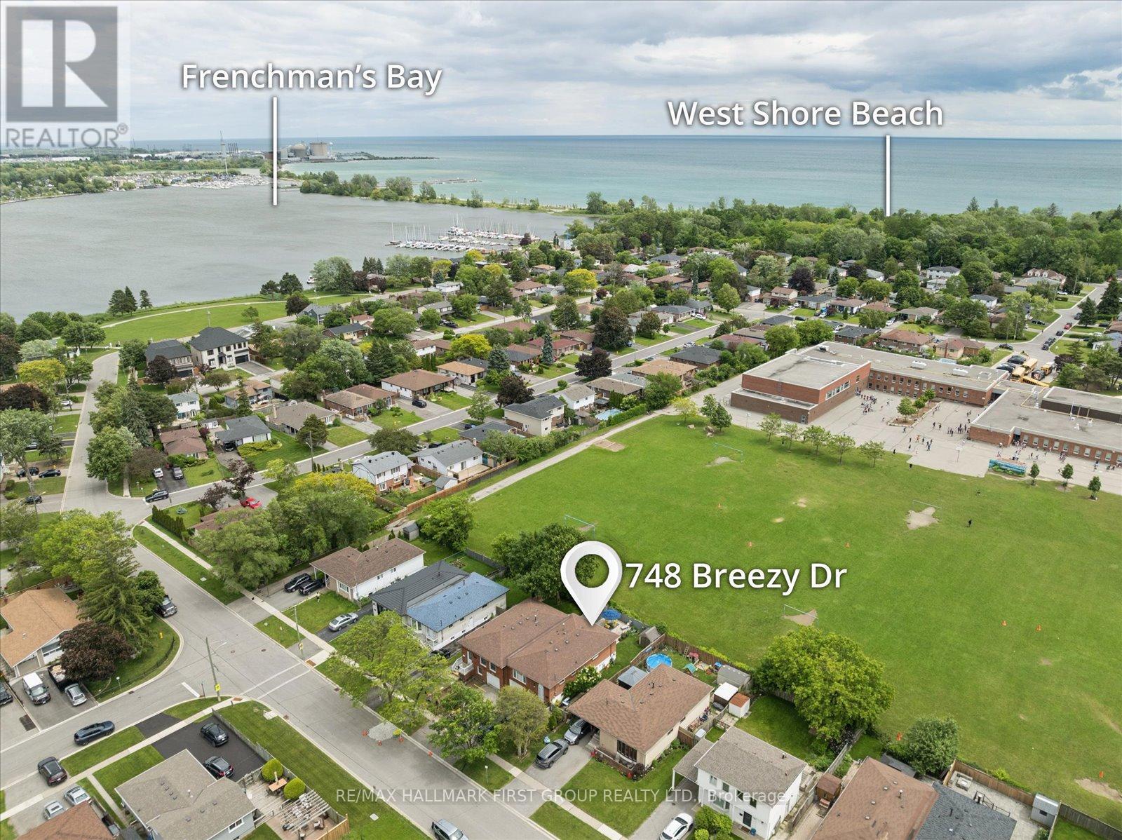 748 Breezy Drive, Pickering, Ontario L1W 2X7 - Photo 2 - E13473912