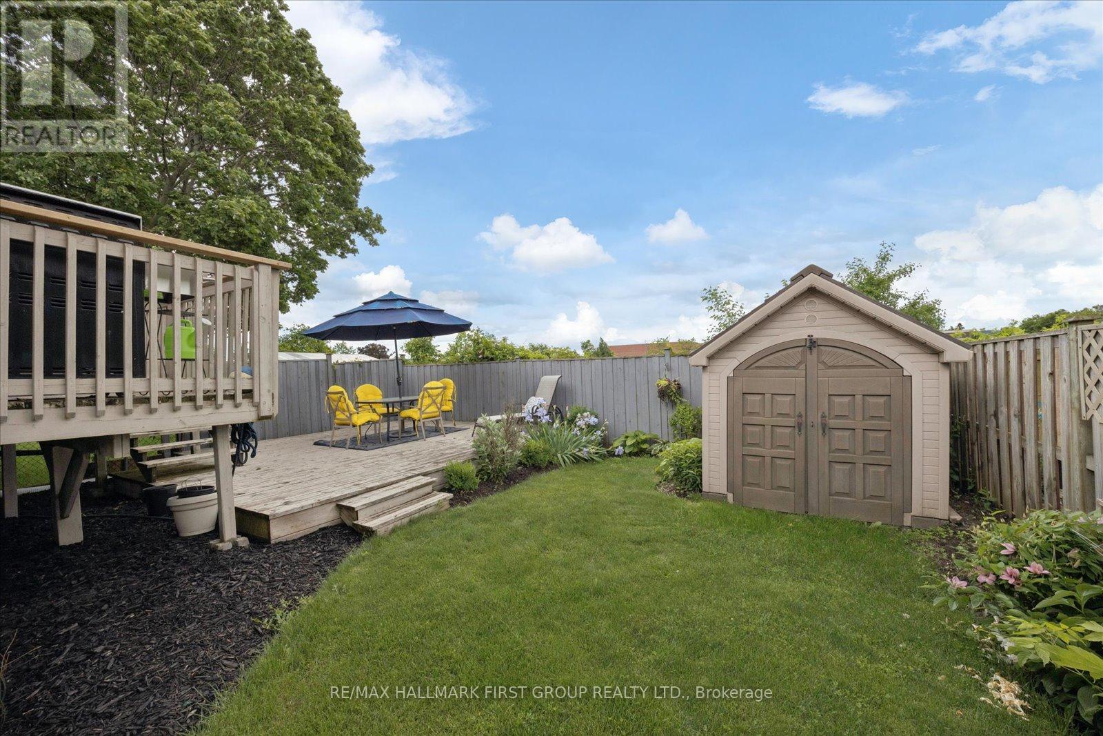 748 Breezy Drive, Pickering, Ontario L1W 2X7 - Photo 36 - E13473912