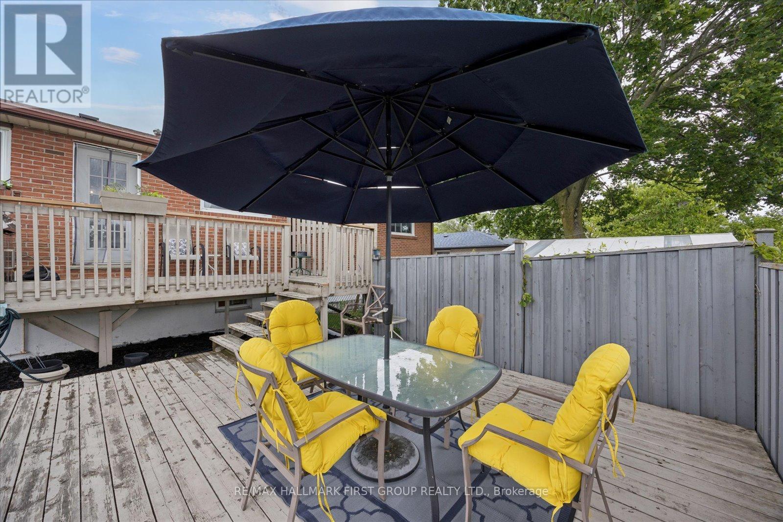 748 Breezy Drive, Pickering, Ontario L1W 2X7 - Photo 38 - E13473912