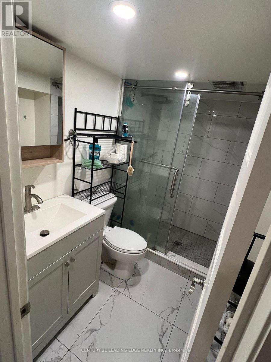 Bsmt - 129 Earlton Road, Toronto, Ontario M1T 2R8 - Photo 6 - E13474274