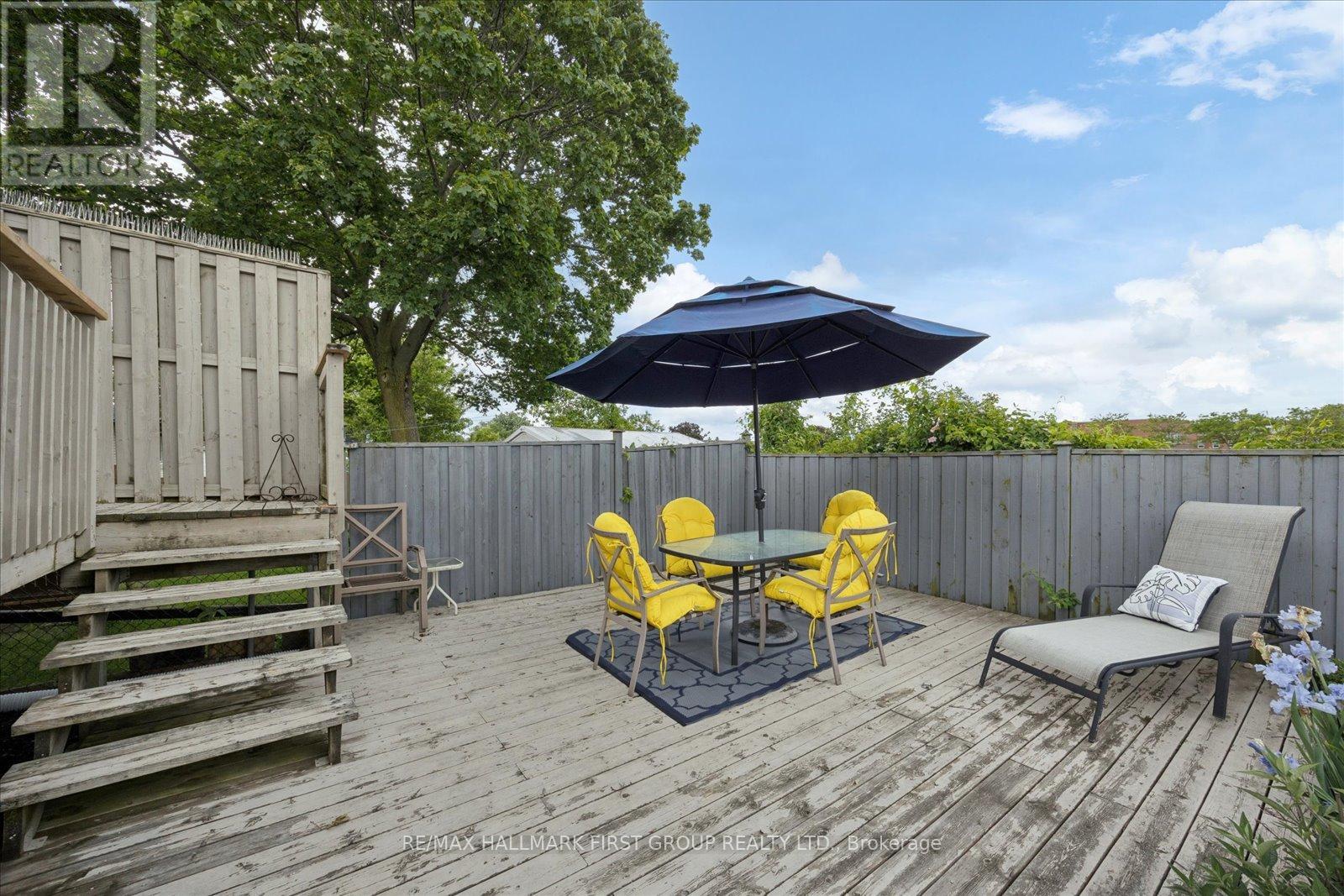 748 Breezy Drive, Pickering, Ontario L1W 2X7 - Photo 37 - E13473912