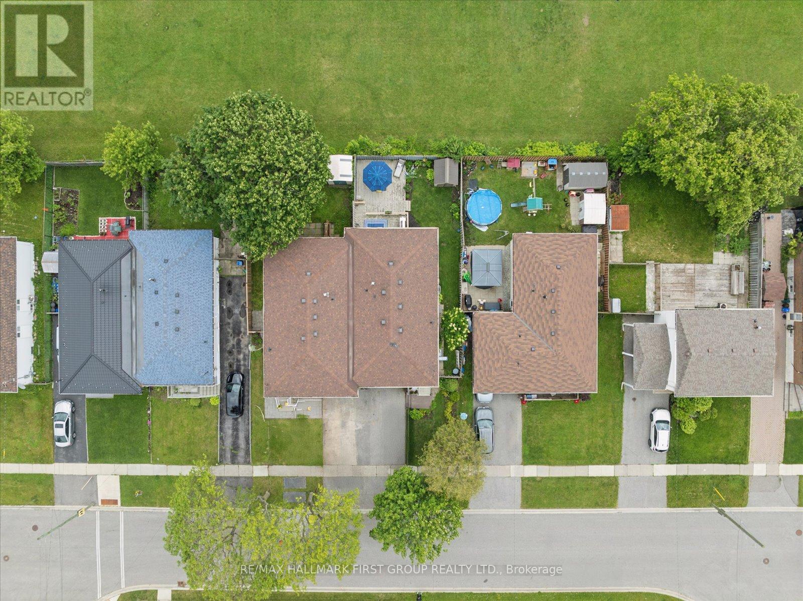 748 Breezy Drive, Pickering, Ontario L1W 2X7 - Photo 43 - E13473912