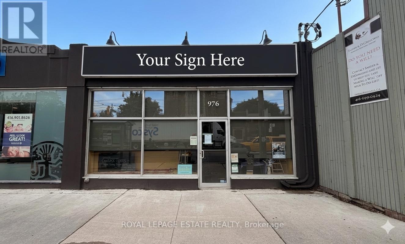 976 KINGSTON ROAD, Toronto, Ontario
