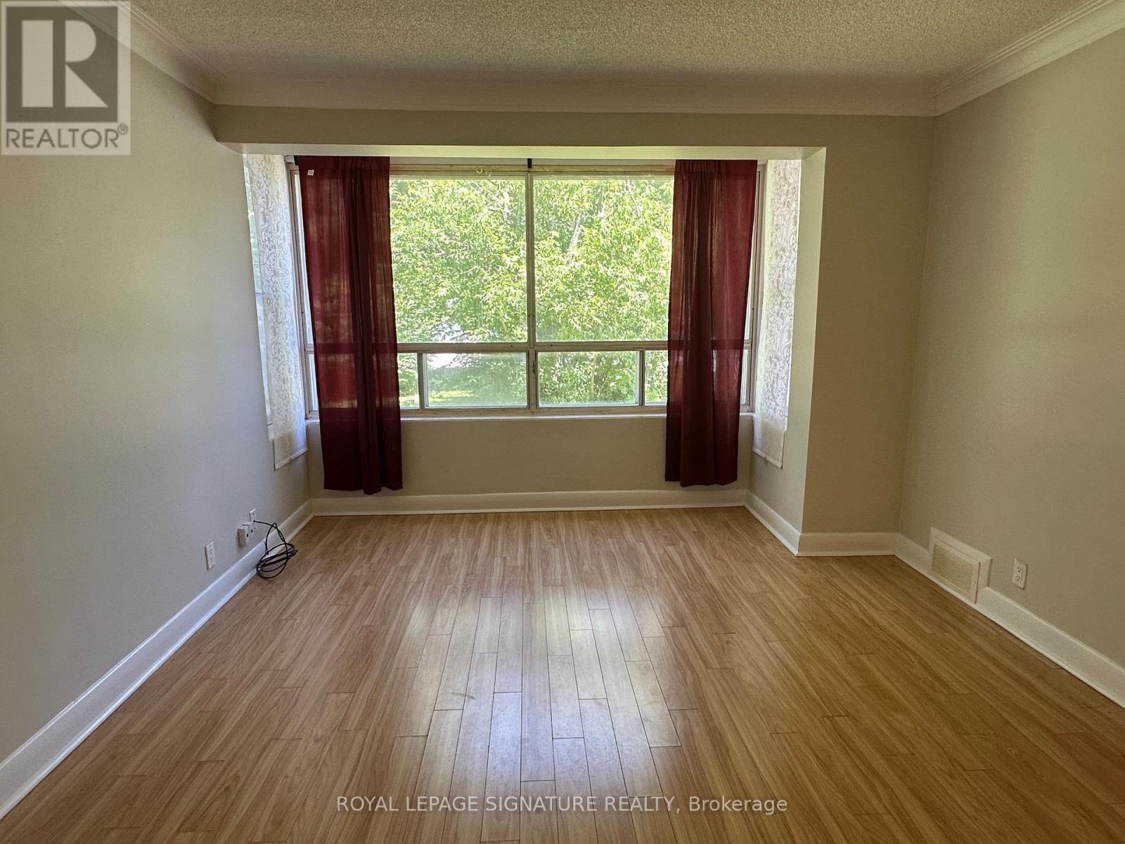 21 Marilyn Avenue, Toronto, Ontario  M1S 1B9 - Photo 5 - E13474836