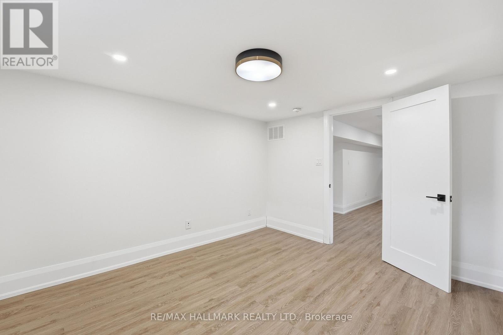 49 Greendowns Drive, Toronto, Ontario M1M 2G6 - Photo 28 - E13474994