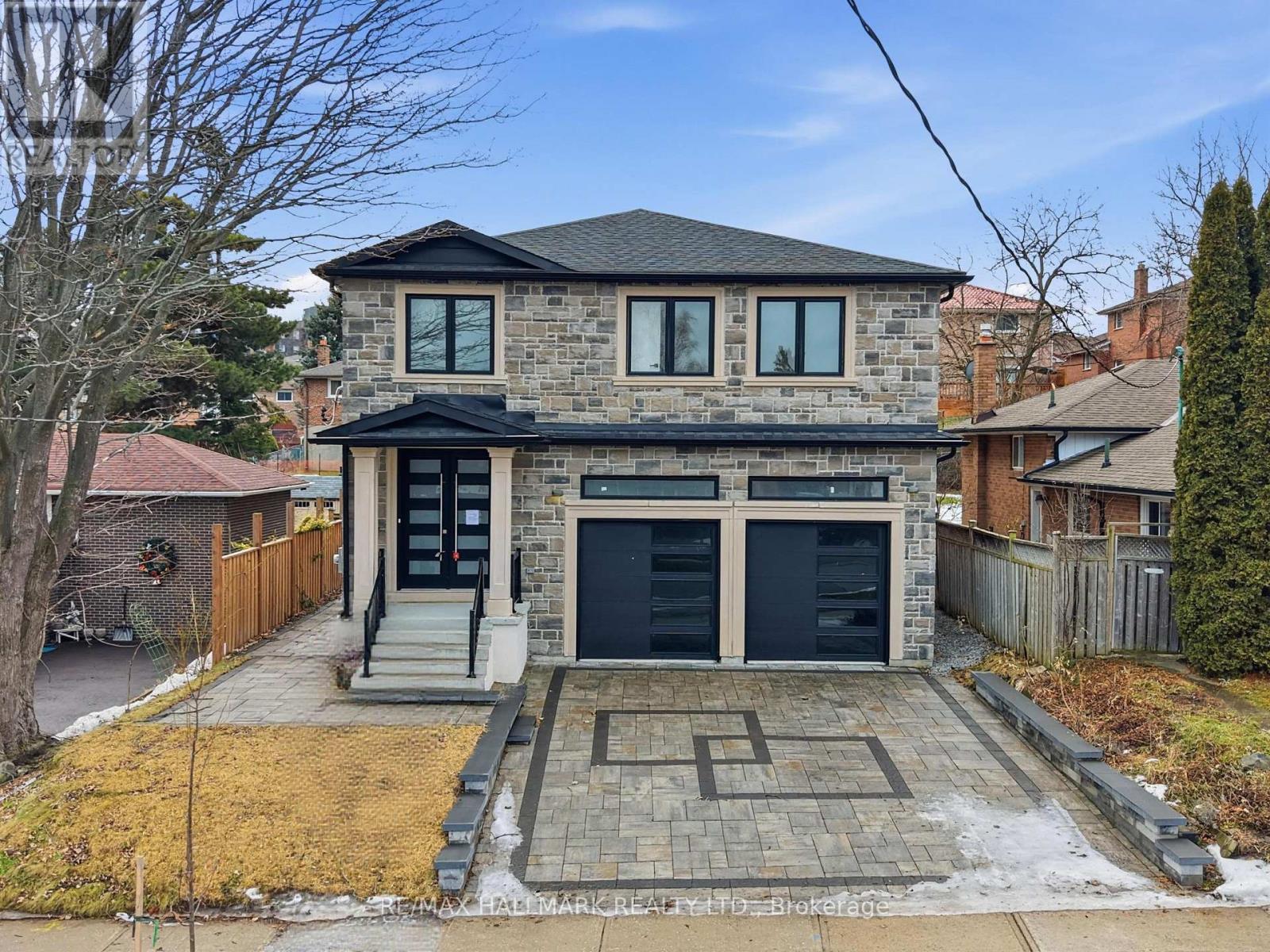 49 Greendowns Drive, Toronto, Ontario M1M 2G6 - Photo 3 - E13474994