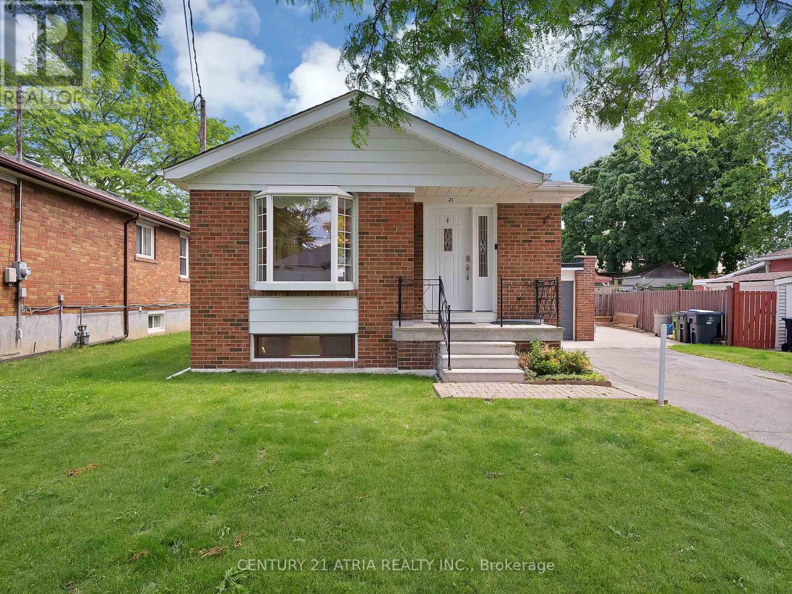 21 CAVEHILL CRESCENT, Toronto, Ontario