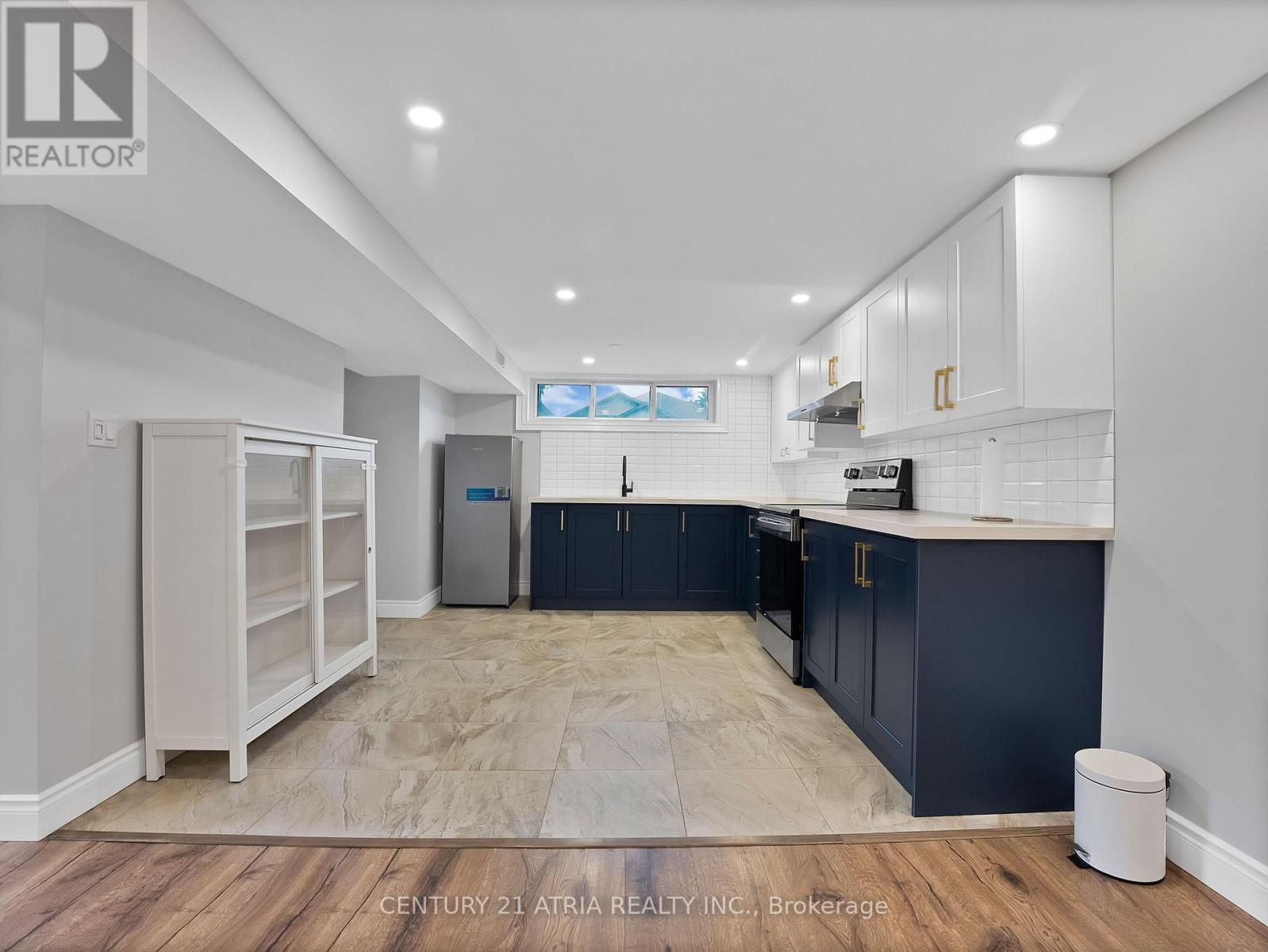 21 Cavehill Crescent, Toronto, Ontario  M1R 4P8 - Photo 15 - E13475222