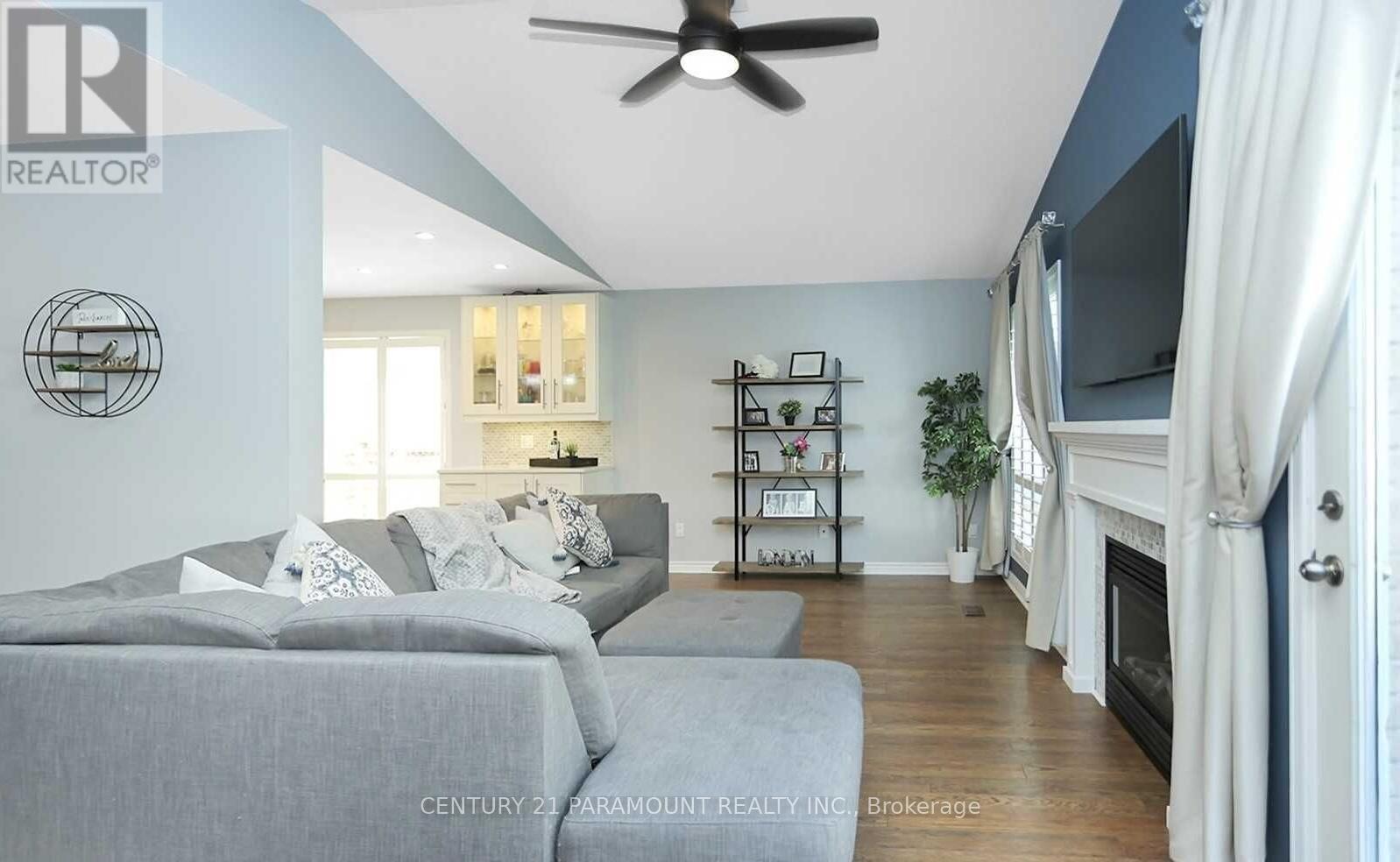 100 Fieldcrest Avenue, Clarington, Ontario  L1E 2Y9 - Photo 4 - E13475258