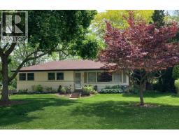 5 MAYFAIR Avenue, Dundas, Ontario