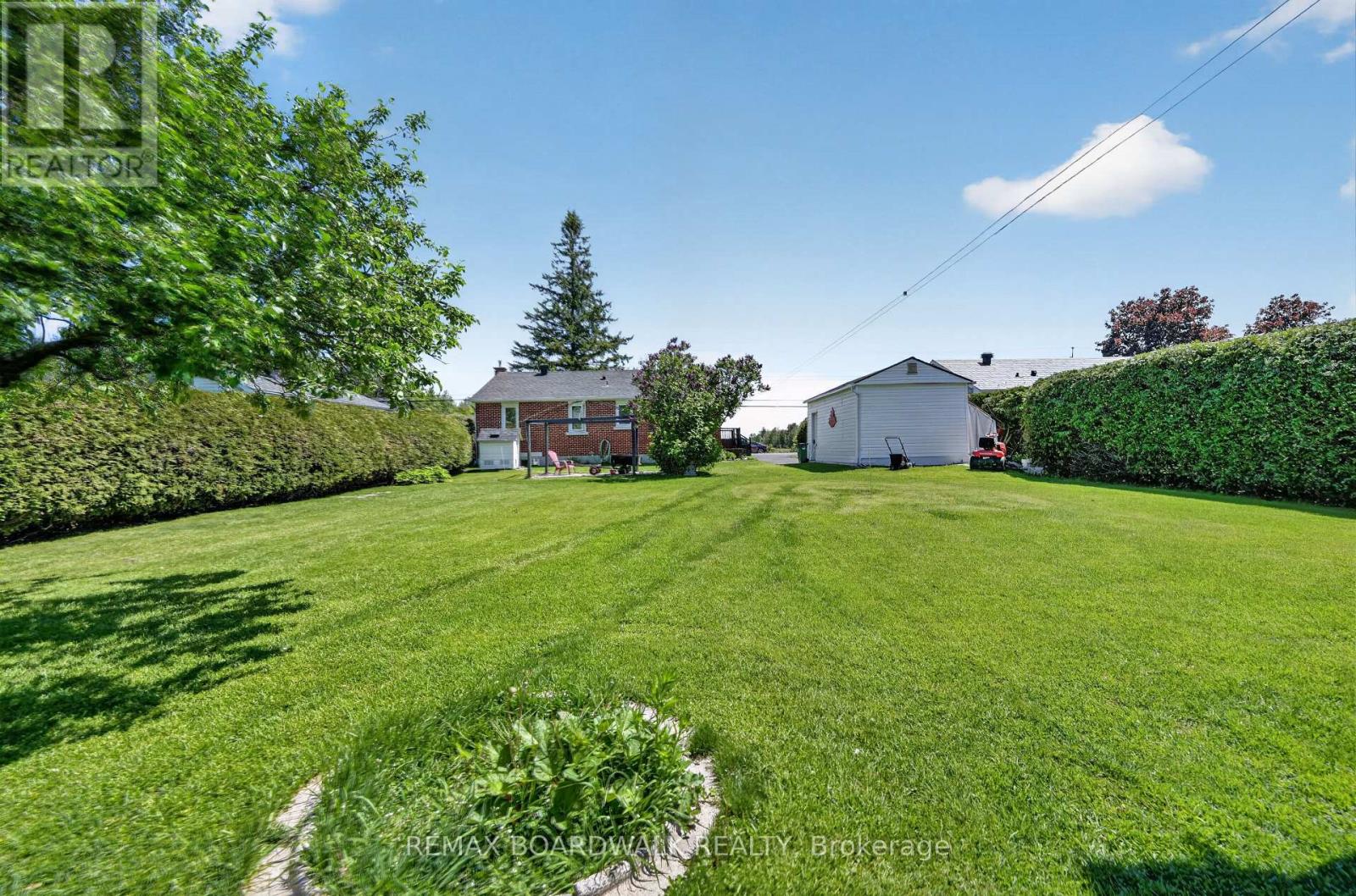 2548 Mer Bleue Road, Ottawa, Ontario  K4B 1H9 - Photo 29 - X13234378
