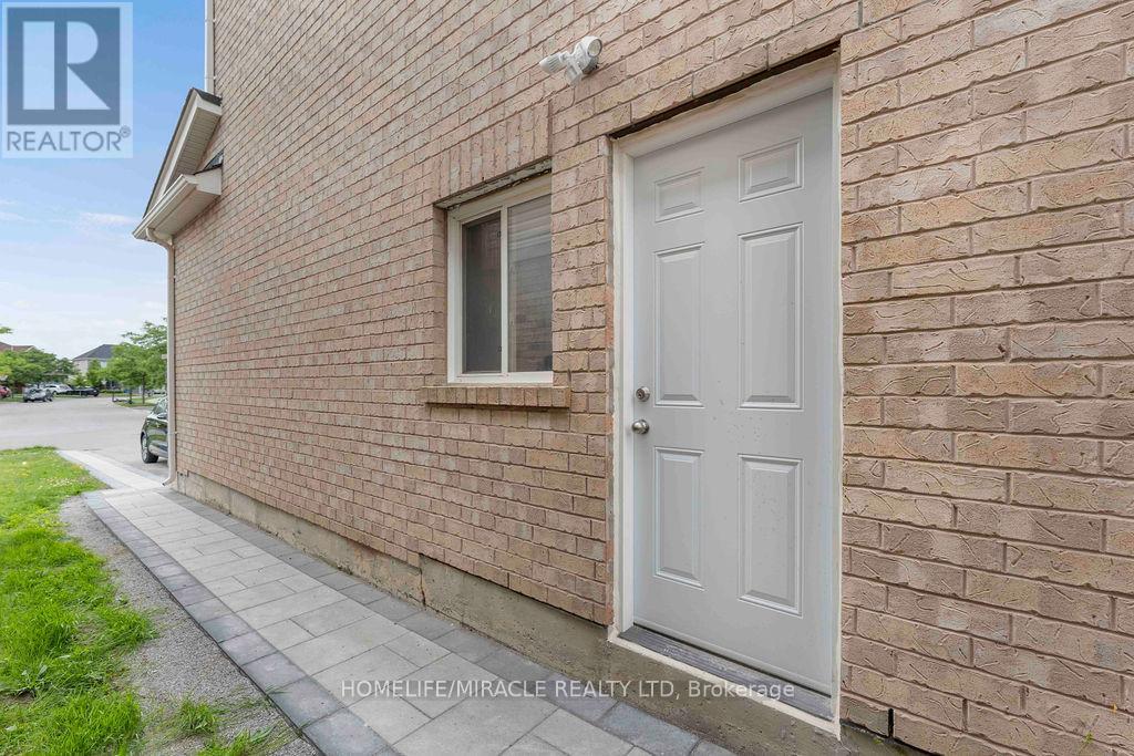 1583 Frolis Street, Oshawa, Ontario  L1K 0L2 - Photo 19 - E13476166