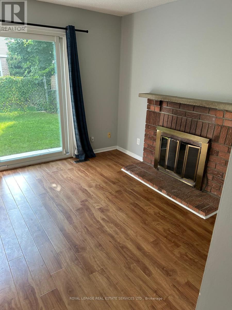 Bsmnt - 665 Cowan Circle, Pickering, Ontario  L1W 3K6 - Photo 3 - E13476176