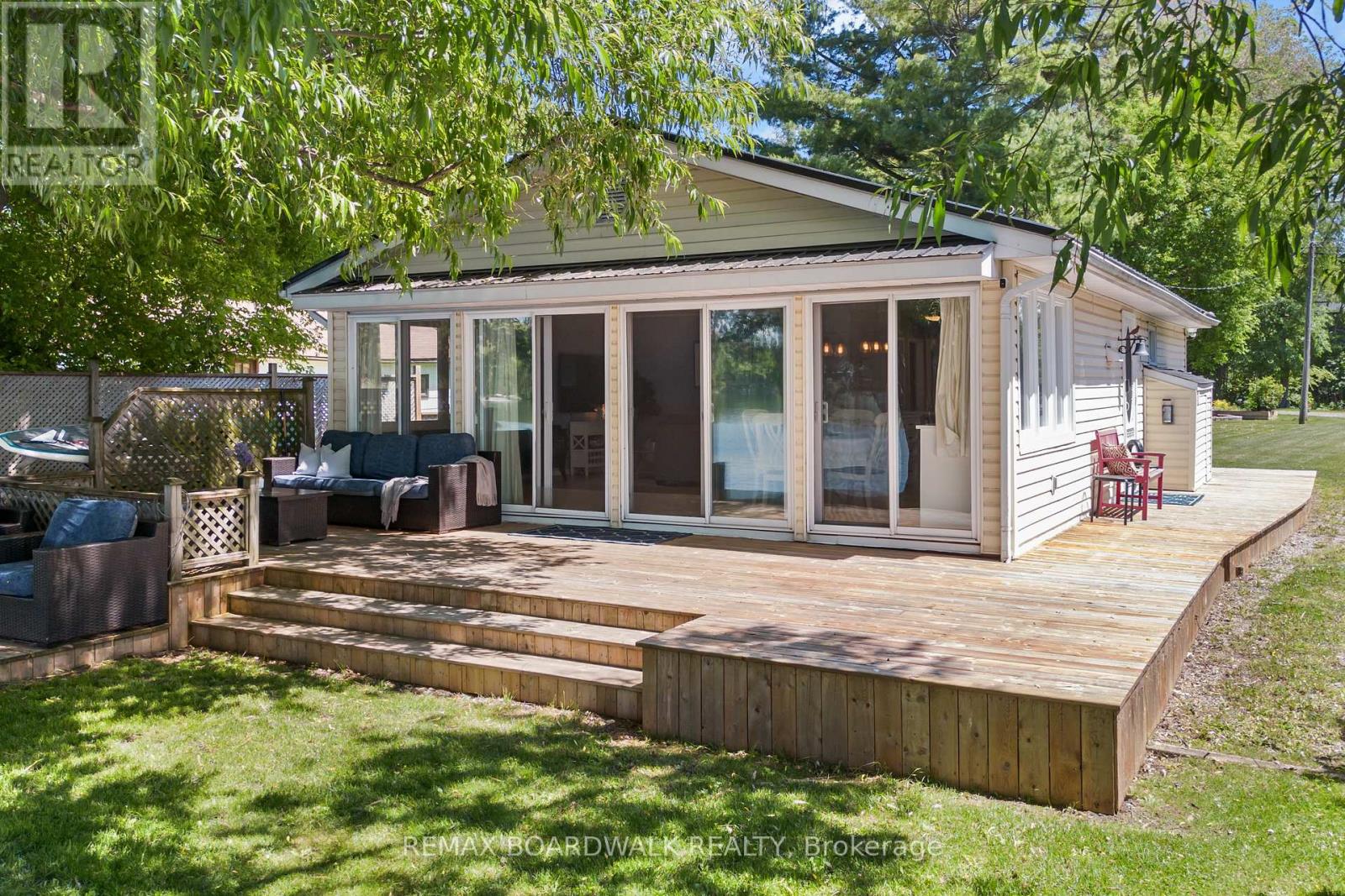 130 Bay Lane, Edwardsburgh/cardinal, Ontario  K0E 1E0 - Photo 1 - X13464232