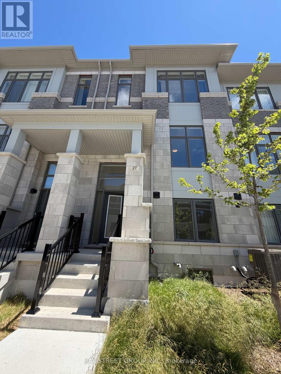 27 TAY LANE, Richmond Hill, Ontario
