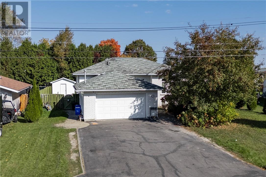 182 Irene Crescent, Chelmsford, Ontario  P0M 1L0 - Photo 1 - 2128698