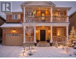 112 BARNWOOD DRIVE, Richmond Hill, Ontario