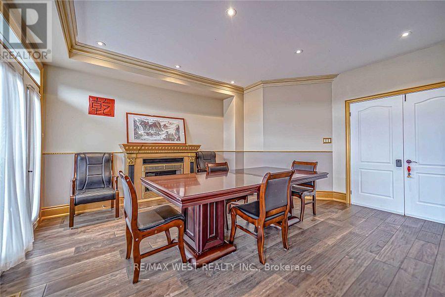 83 Elm Avenue, Richmond Hill, Ontario  L4C 6K8 - Photo 26 - N13429058